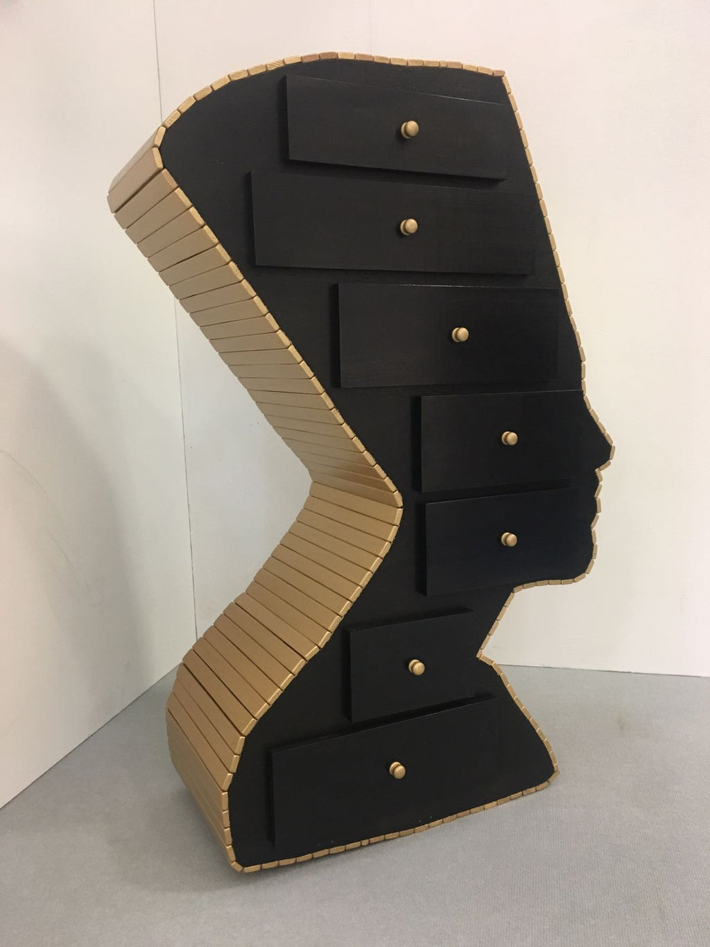 Nefertiti Chest of Drawers